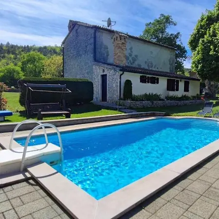 Βίλα Beautiful Ida & Mirko With Pool In Buzet