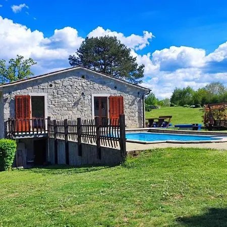 Villa Beautiful Ida & Mirko With Pool In